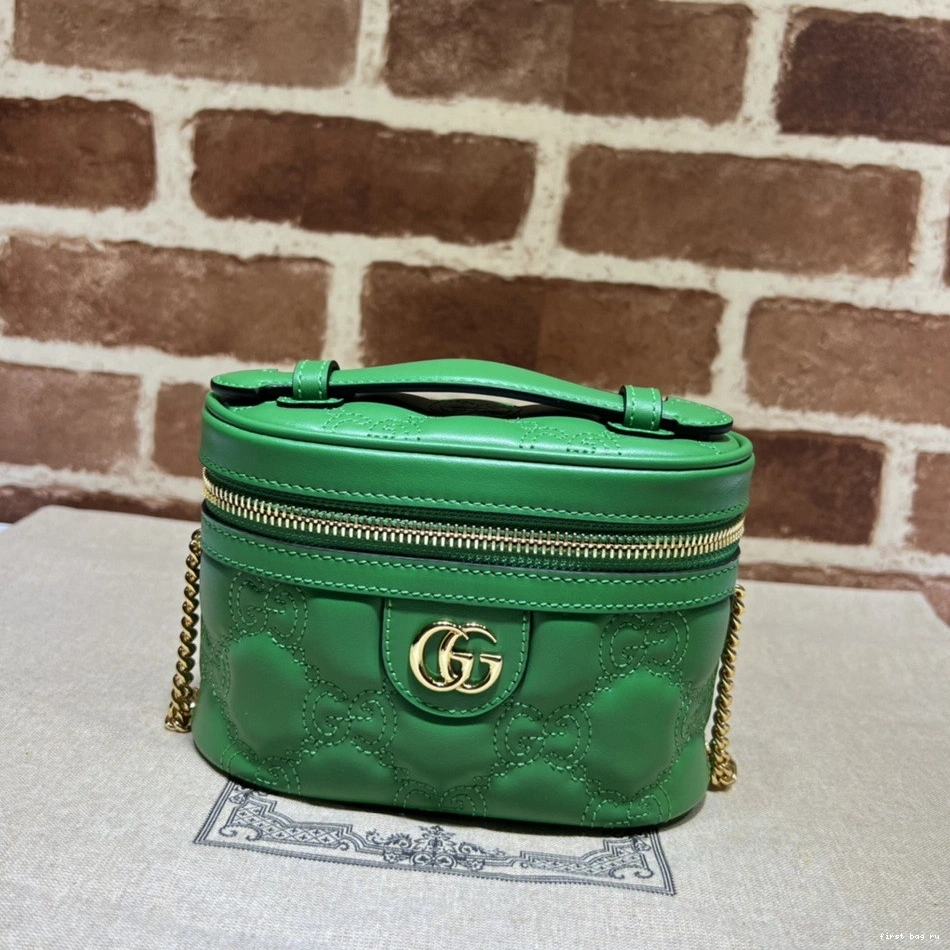 First bag ru GG bag Matelassé mini handle top GUCCI 0709